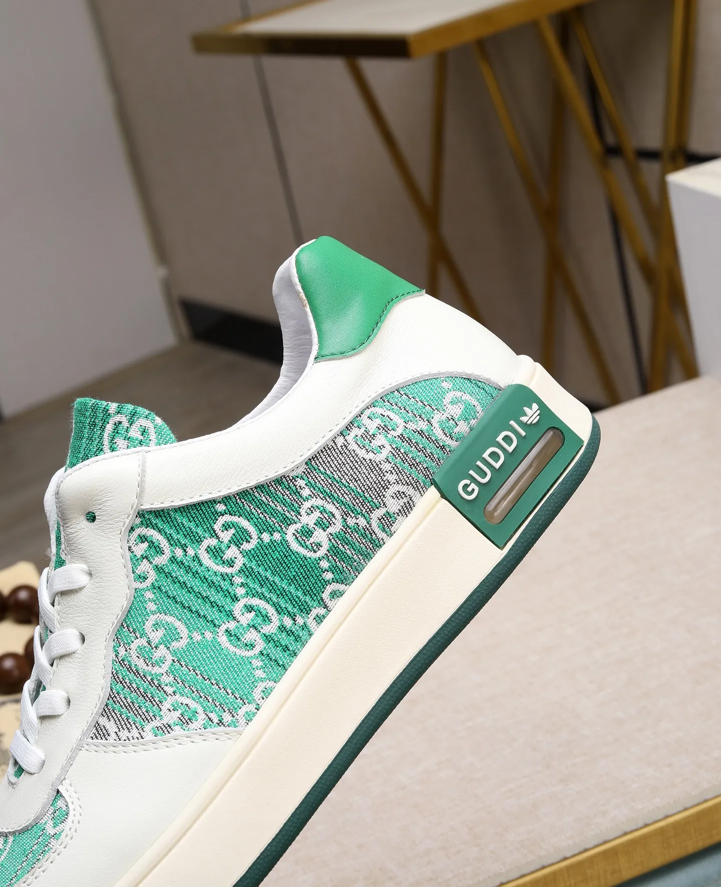 Men's shoes 💰420 GUCCI🔍🔍The latest model is available at the counter simultaneously. Original calfskin imported from Italy, genuine leather lining, (high-end, extravagant and classy) with exquisite workmanship. Sole: Original sole provided by the original factory. ⚠Exclusive double-layer movable molded sole is super comfortable⚠. Photographed in real life. 🎬The real thing is better. 🔍🔍"High quality·Follow the order" code number 38-44
